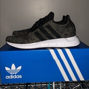 Adidas swift run S 8.5